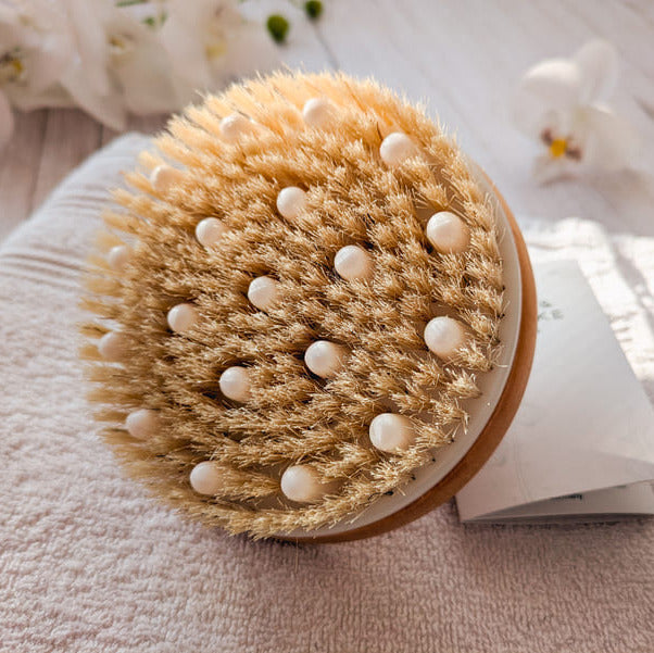 Badebürste mit Massage Noppen und Knauf